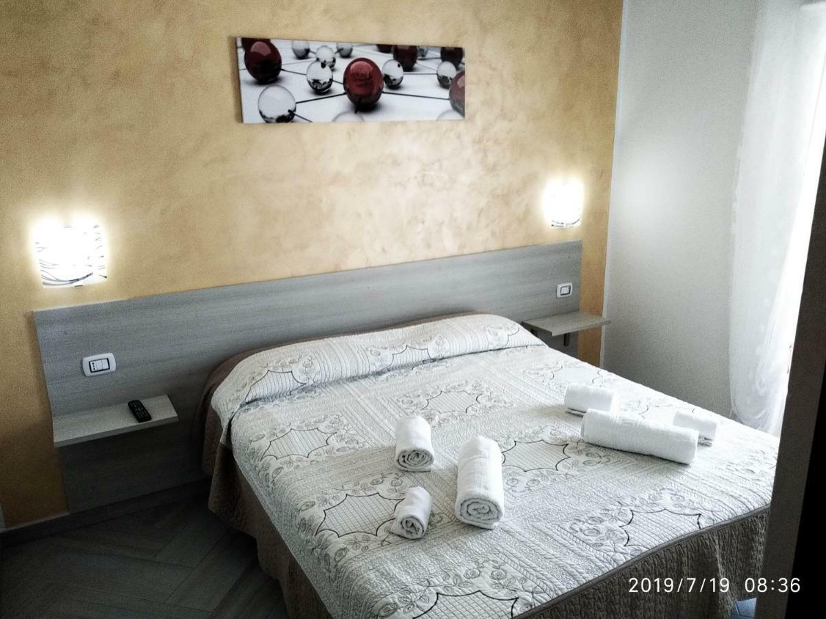 Bed Daniele Hotel Torricella  Bagian luar foto