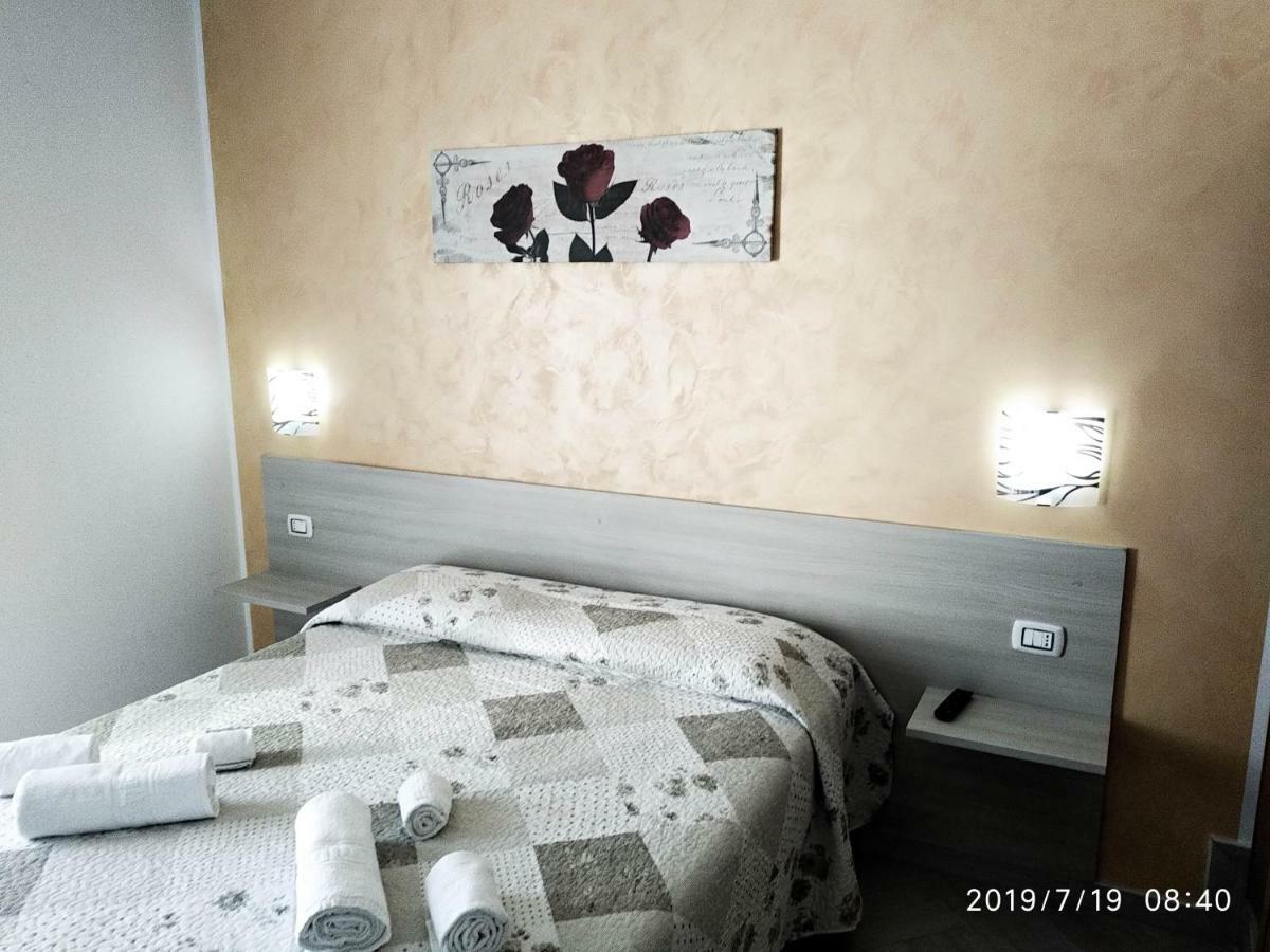 Bed Daniele Hotel Torricella  Bagian luar foto
